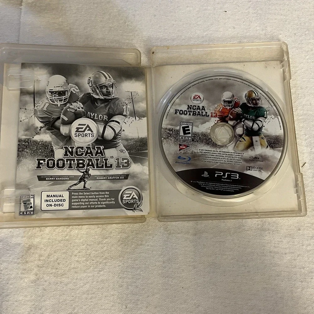 PS3 EA Sports NCAA Football 13 Bonus Edition Manuel On Disc